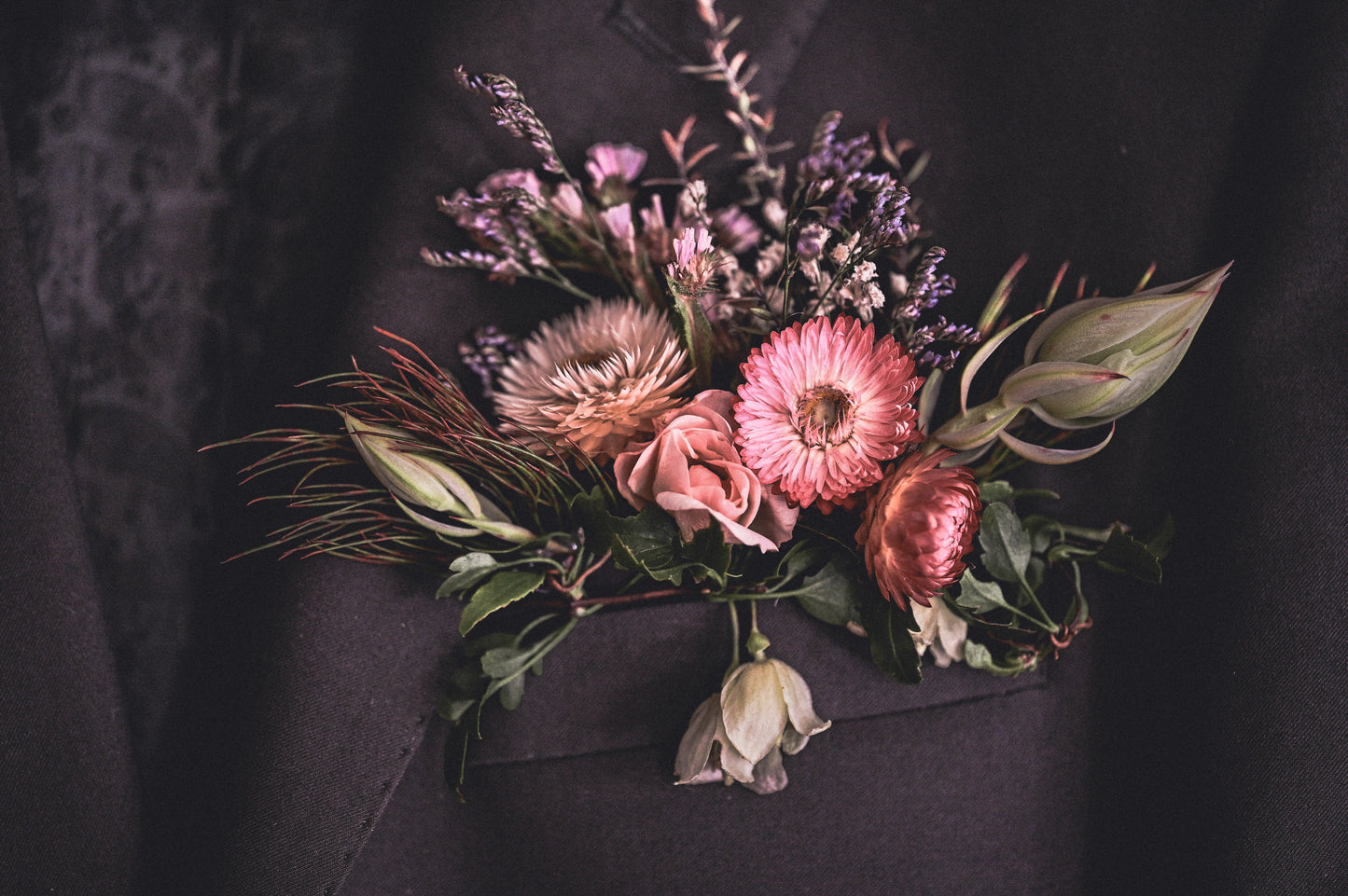 Everlasting Buttonhole Pocket Square